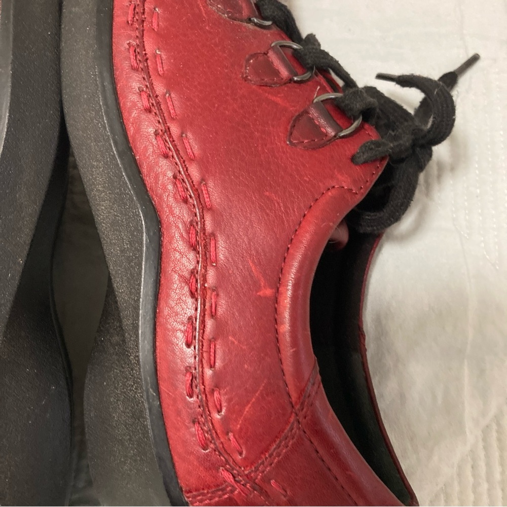 Ziera Shoes Sz EU37 US7 Red Leather Lace Up Comfort Flats All Sorts - Picture 6 of 16